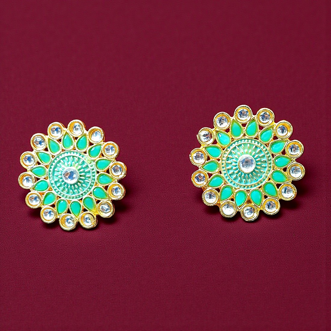 InShot 20251226 225857781 copy 1100x1100