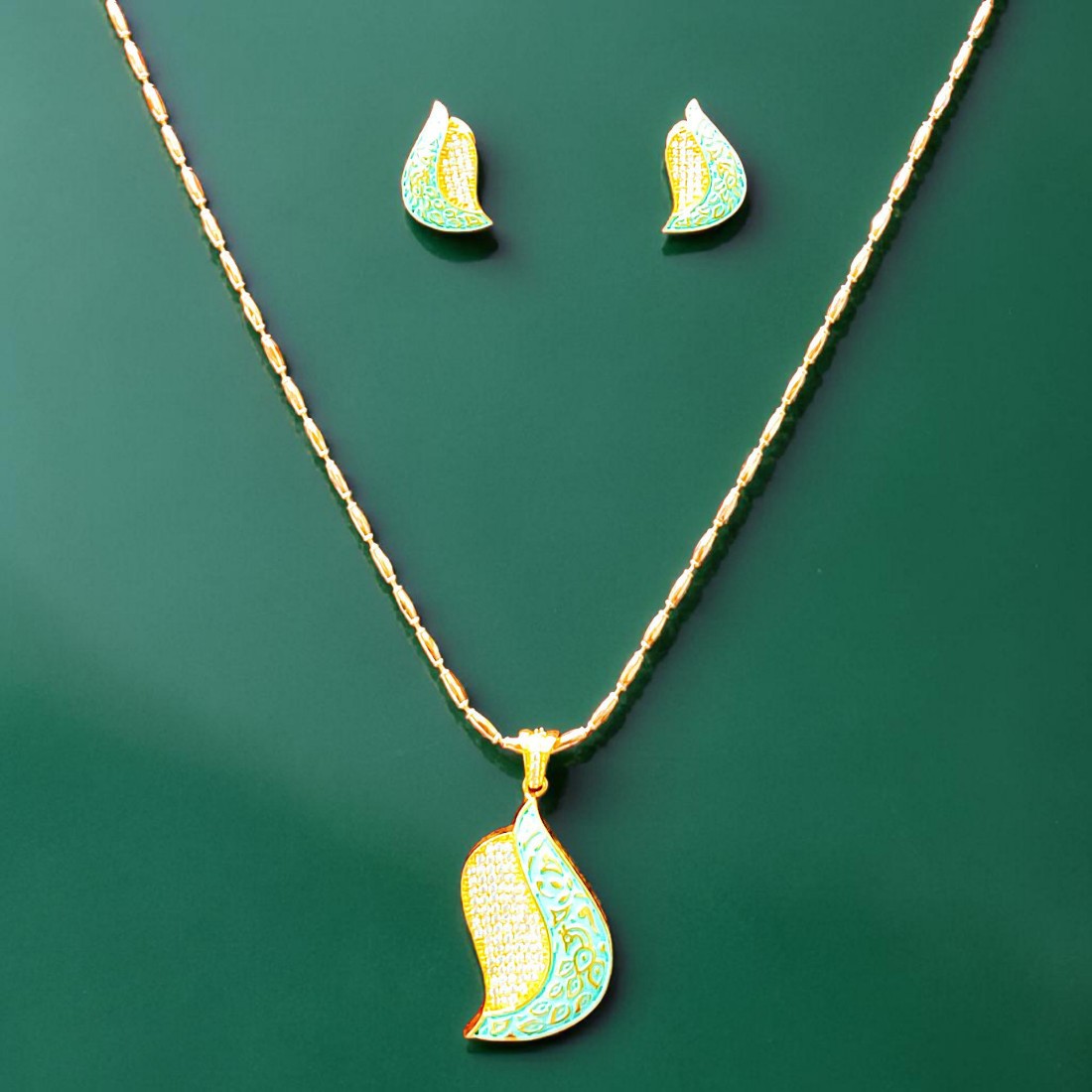 InShot 20260428 115137005 copy 1100x1100